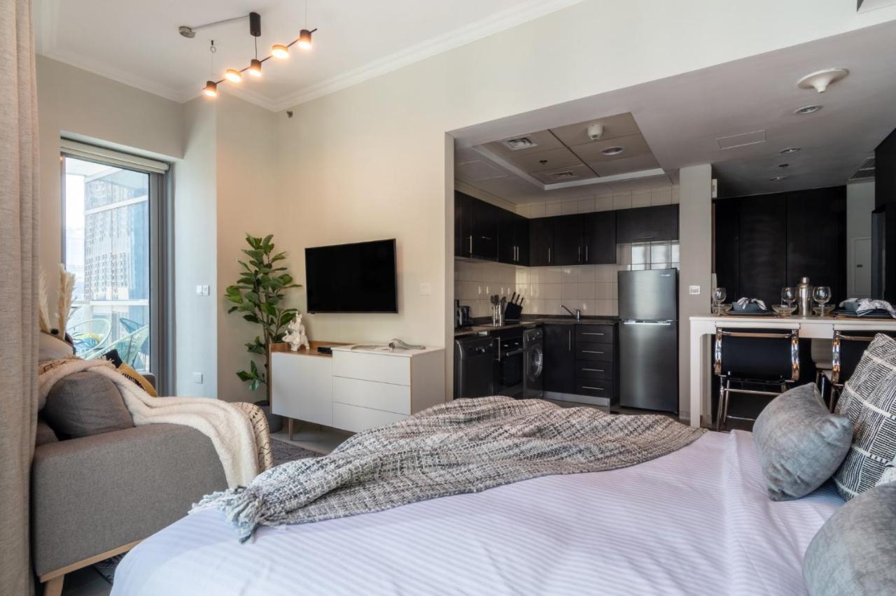 The Smart Concierge - Bay Apartment *